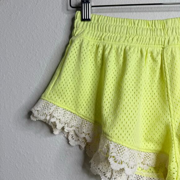 Free People shorts activewear sportswear stretchy yoga workout gym Medium - Picture 6 of 11